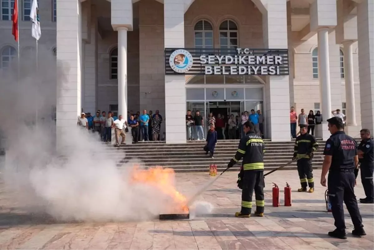 Muğla Büyükşehir Belediyesi İtfaiye Dairesi Personeline Yangın Eğitimi