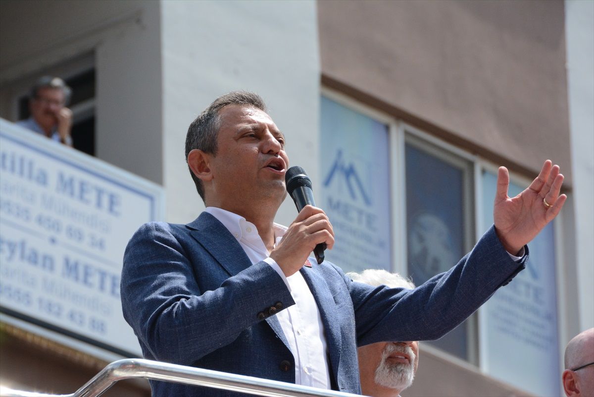 CHP Genel Başkanı Özgür Özel: \'Halkın iktidarı için halkın başkanlarına sahip çıkın, destek verin\'