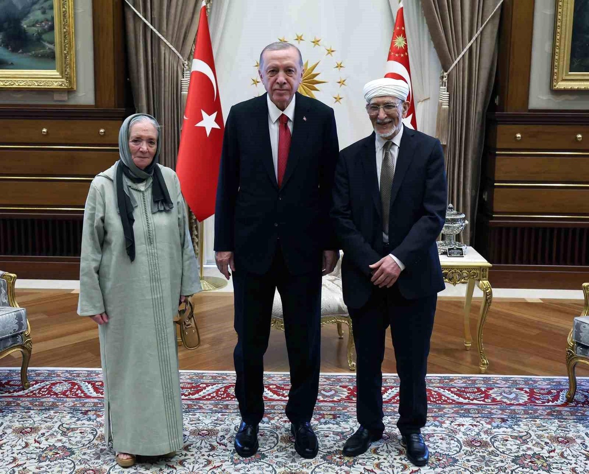 Cumhurbaşkanı Recep Tayyip Erdoğan, Faslı filozof Prof. Dr. Taha Abdurrahman\'ı kabul etti