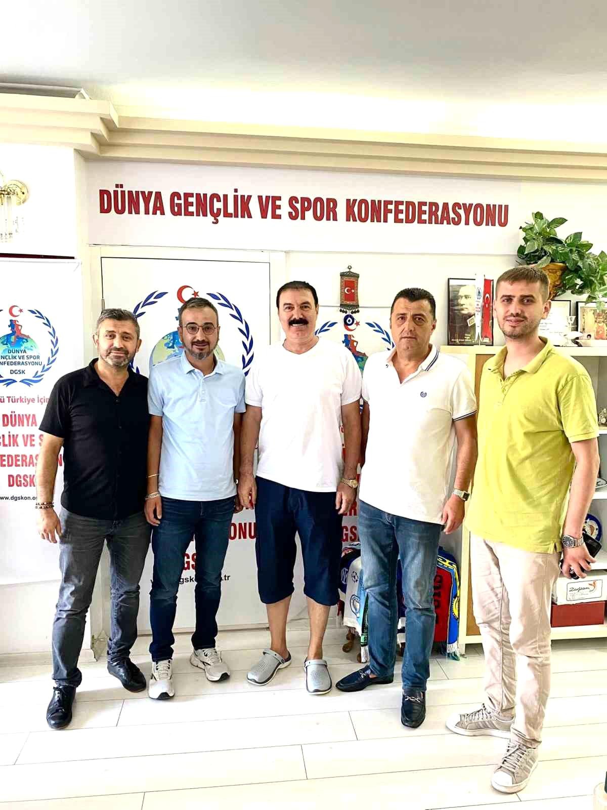 Aziziyespor Kulübü, Gençlik ve Spor Konfederasyonu Başkanı ile Yeni Projeleri Görüştü