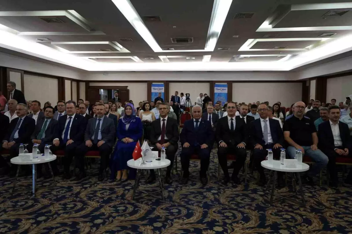 Manisa CBÜ Teknoloji Geliştirme Bölgesi, Ar-Ge ve Teknoloji Geliştirme Firmalarını Ödüllendirdi