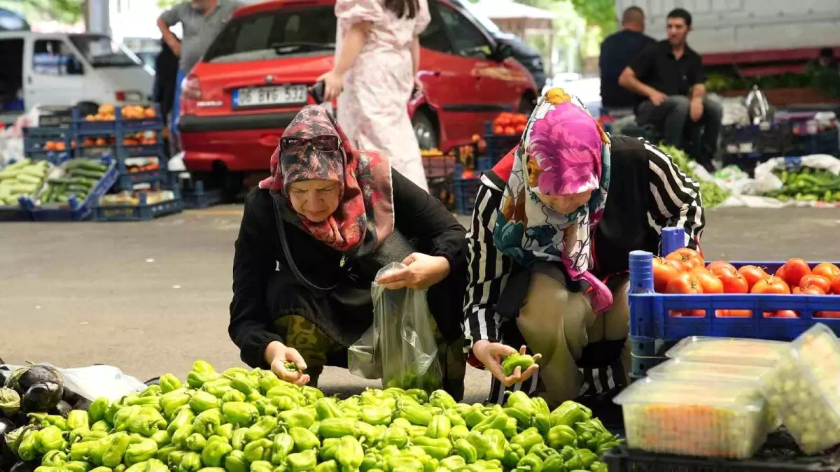 Keçiören Belediyesi Üretici Pazarlarıyla Çiftçi ve Vatandaşı Buluşturuyor