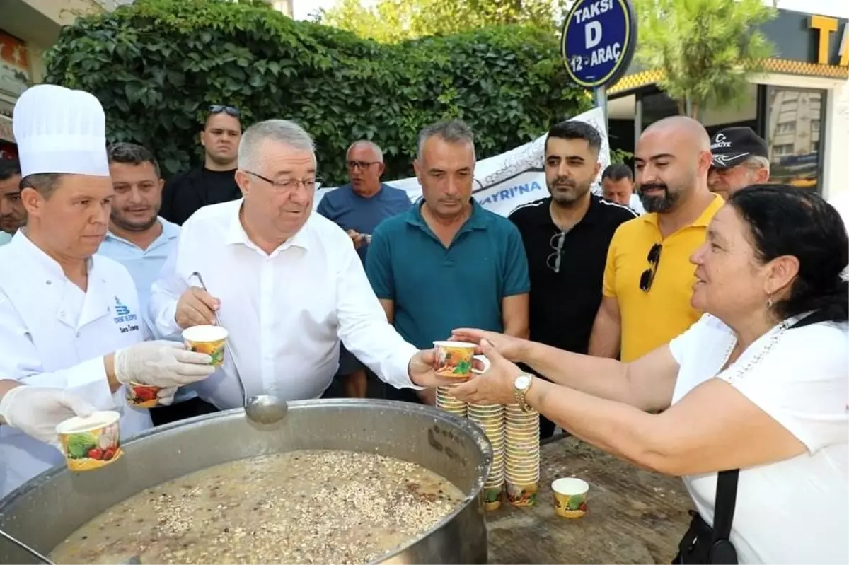 Edremit Belediyesi 15 Bin Kişiye Aşure İkramında Bulundu