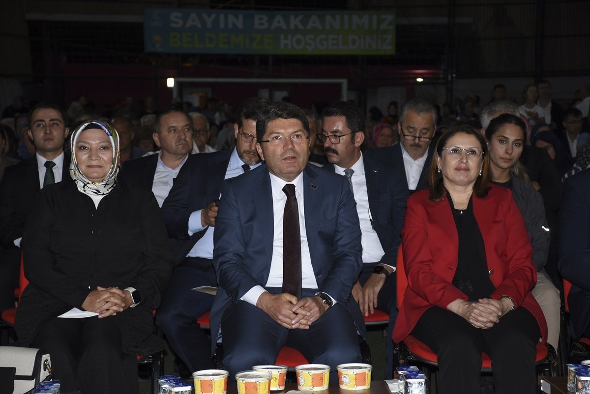 Adalet Bakanı Yılmaz Tunç, İsrail Başbakanı\'nın ABD Kongresinde alkışlanmasına tepki gösterdi
