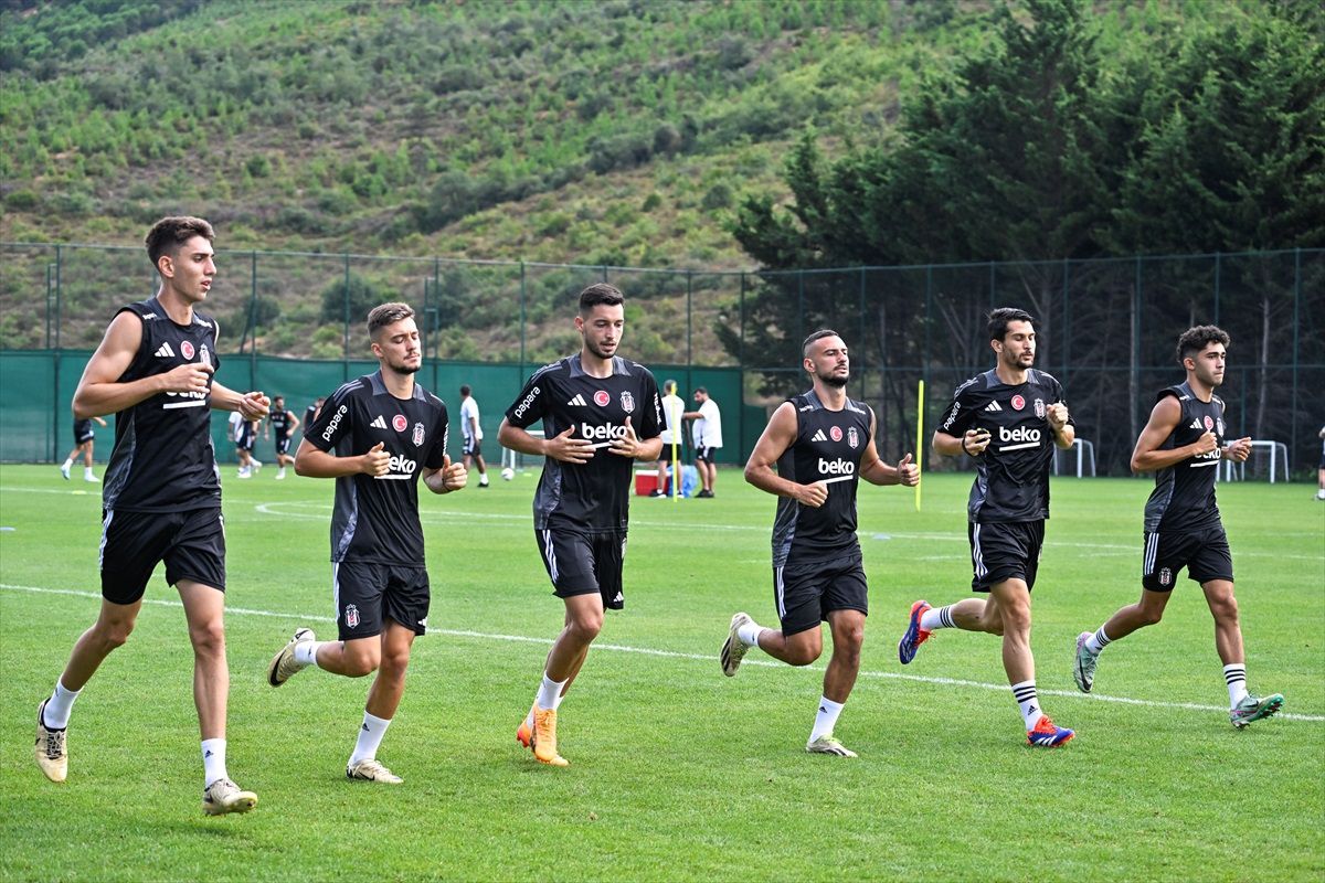 Beşiktaş, sezon hazırlıklarına devam ediyor