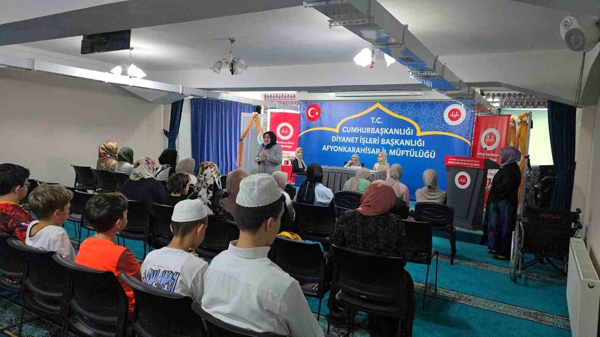 Afyonkarahisar\'da Engelsiz Kur\'an Kursu Öğrencileriyle Buluşma