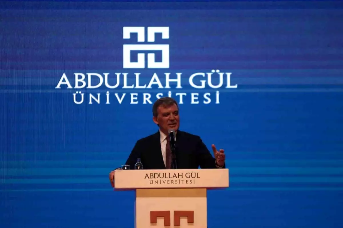 Abdullah Gül: Filistin\'deki Katliamlar Dünyanın En Önemli Konusu