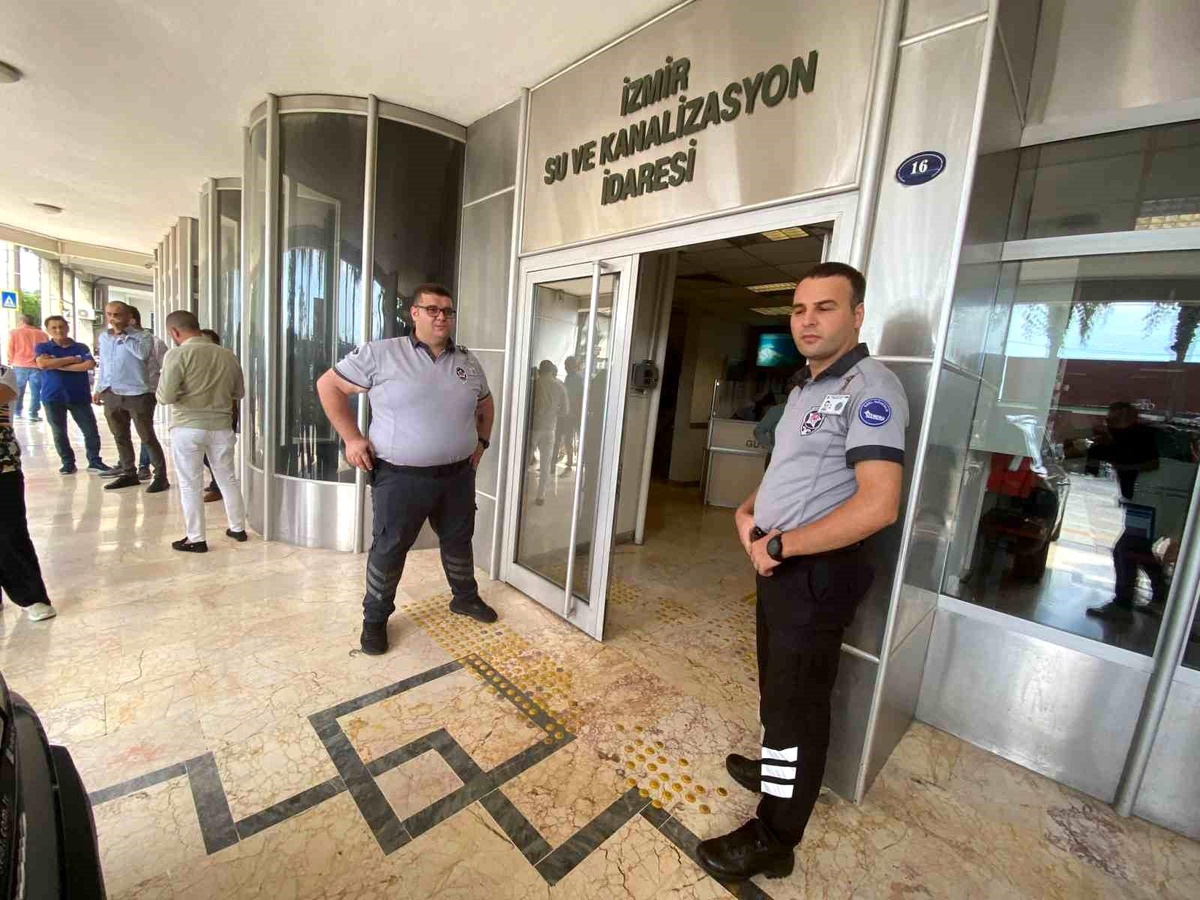 İzmir\'de Elektrik Akımıyla İlgili Gözaltılar Devam Ediyor