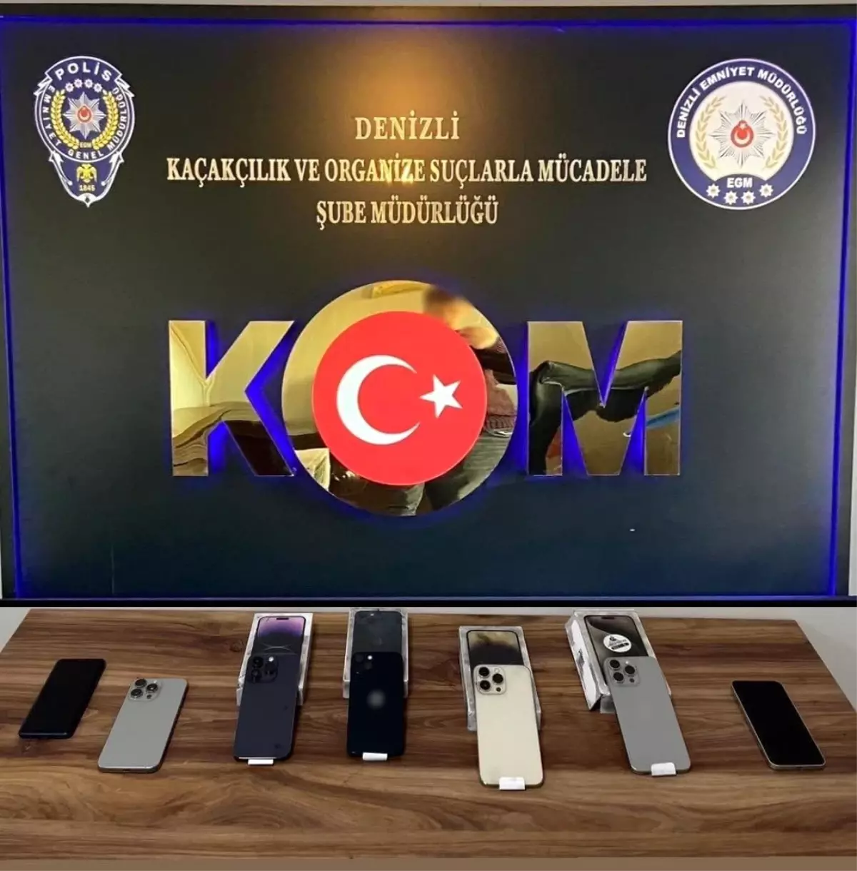 Denizli\'de 7 Adet Gümrük Kaçağı Telefon Ele Geçirildi