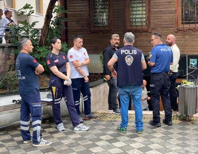 Bartın'da umuma açık tuvalette bir kişi ölü bulundu Bartın'da umuma açık tuvalette bir kişi ölü bulundu