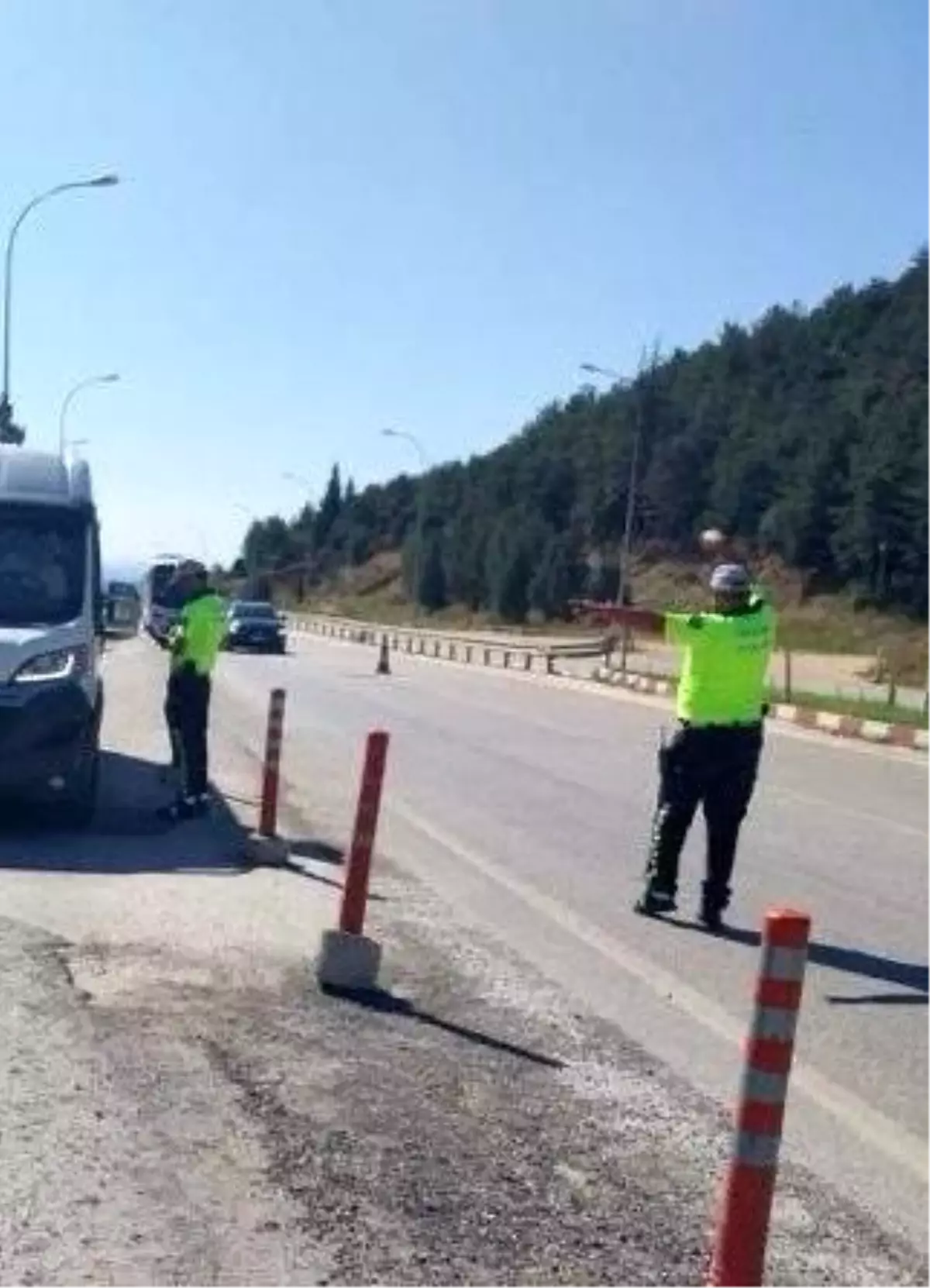 Bilecik\'te Trafik Denetimlerinde 86 Araç Sürücüsüne 143 Bin 748 TL Cezai İşlem Uygulandı