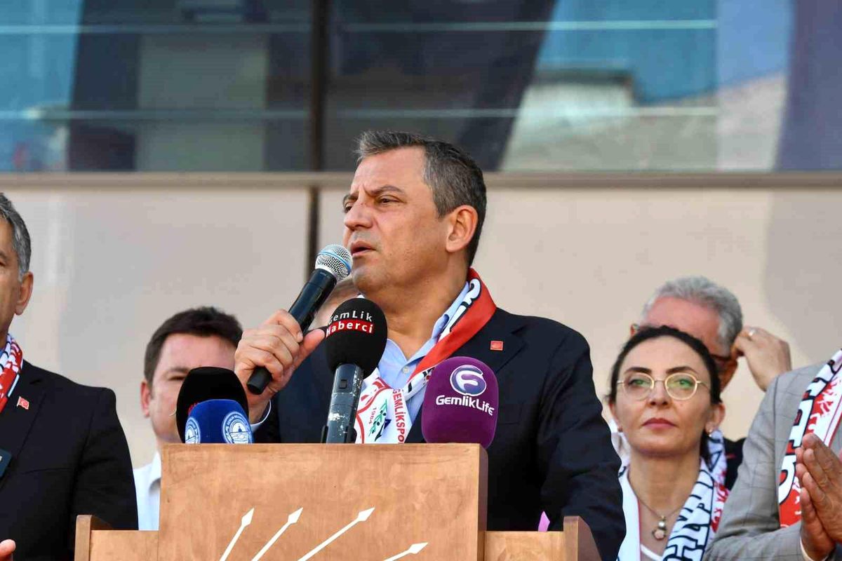 CHP Genel Başkanı Özgür Özel: Kentsel dönüşüm için genel yönetim desteklemeli