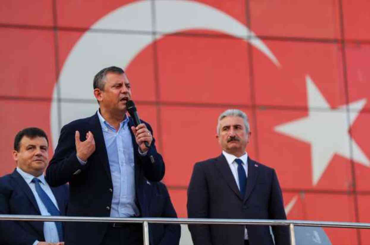 CHP Genel Başkanı Özgür Özel, Hükümeti Kentsel Dönüşüm Konusunda Samimi Olmaya Davet Etti CHP Genel Başkanı Özgür Özel, Hükümeti Kentsel Dönüşüm Konusunda Samimi Olmaya Davet Etti