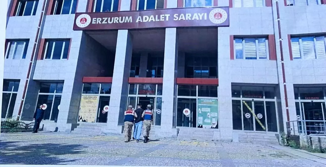 Erzurum\'da Jandarma Ekipleri Yakalama Kararı Olan Şahsı Operasyonla Ele Geçirdi