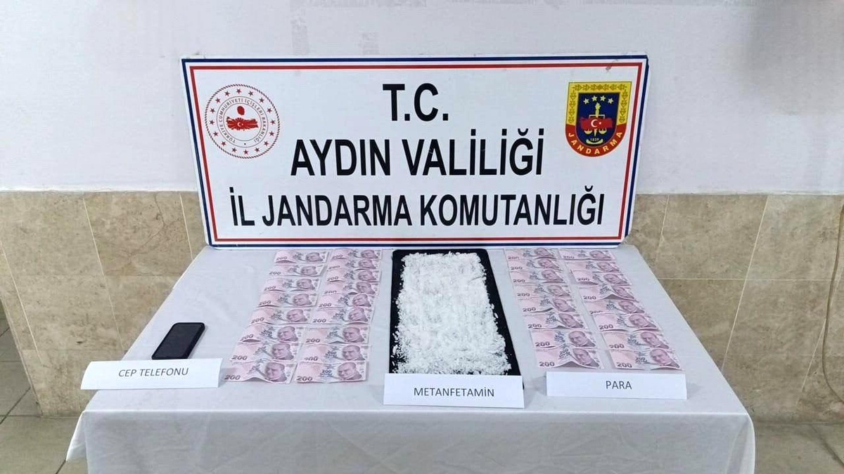 Aydın\'da Uyuşturucu Operasyonu: Motosiklet ile Sevkiyat Yapan Şüpheli Tutuklandı