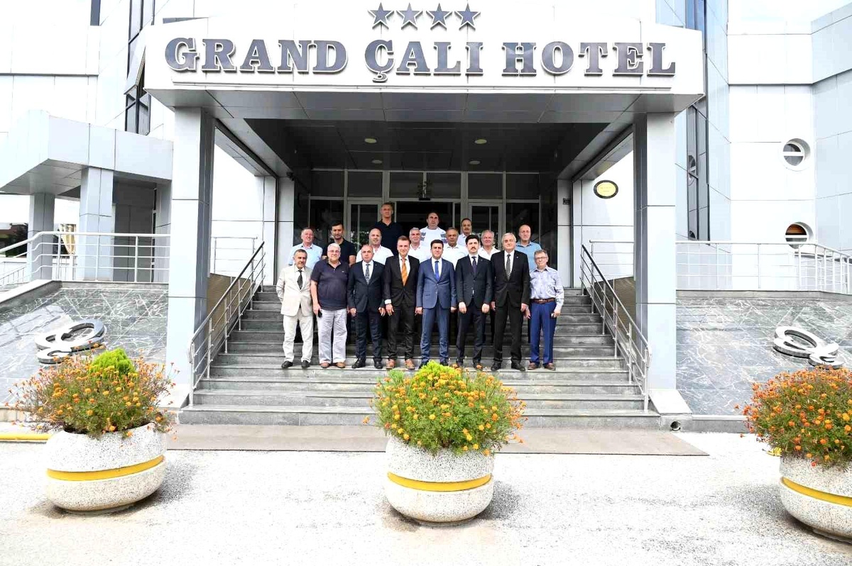 Bilecik Valisi Şefik Aygöl Bozüyük\'te iş ve istişare toplantısına katıldı
