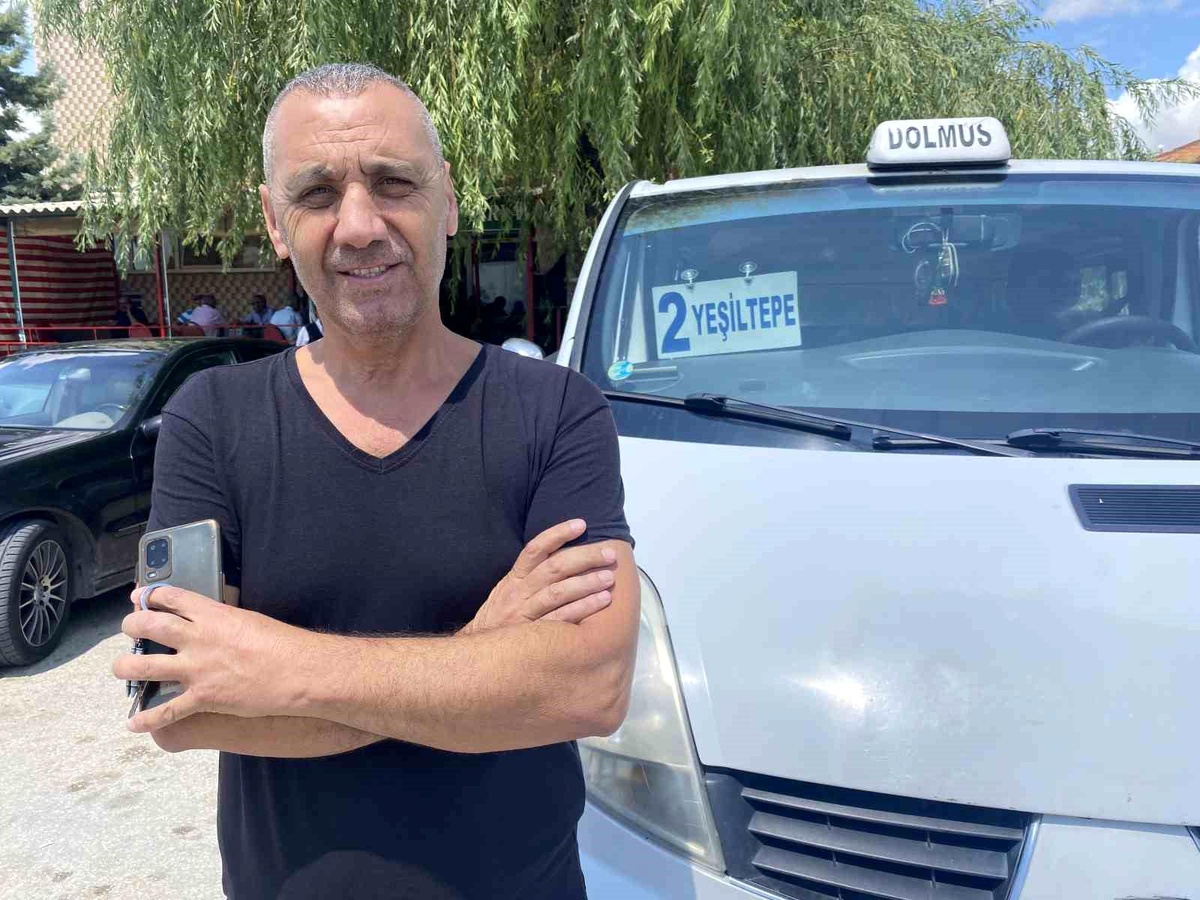 Eskişehir\'de Değiştirilen Dolmuş Güzergahlarıyla İlgili Karar Yerinde Bulundu