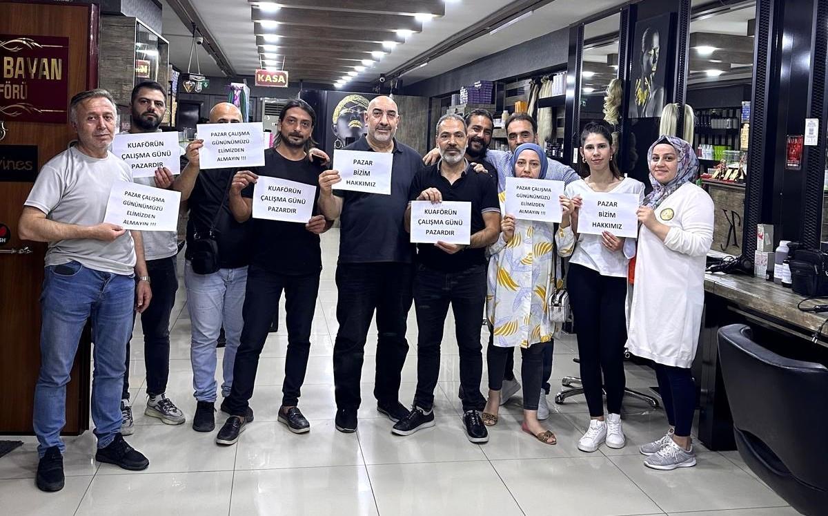 Erzurum\'da Güzellik Salonları ve Kuaförler Pazar Günü Tatiline Tepki Gösterdi