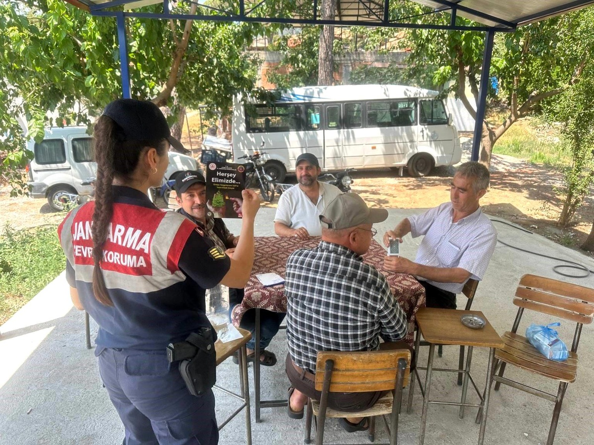 Aydın\'da Jandarma Orman Yangınları Konusunda Bilgilendirme Yaptı