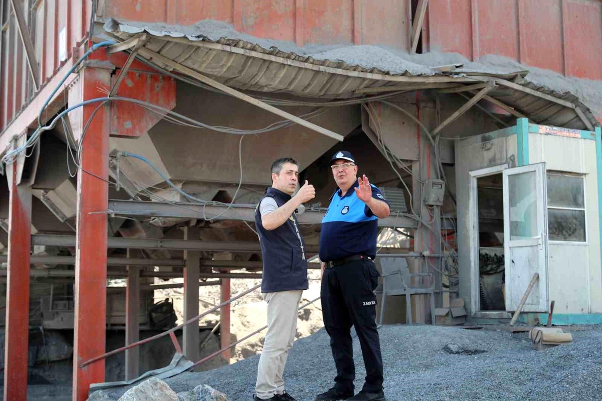 Sultangazi Belediyesi Taş Ocağı Denetimleri Gerçekleştirdi