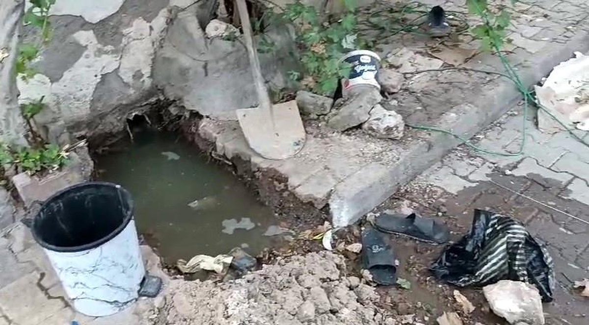 Adıyaman\'da Caddeye Akan Lağım Suyu Tepkilere Neden Oluyor