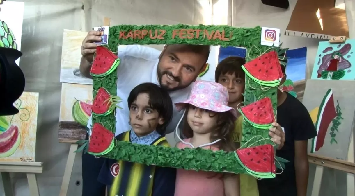 Arnavutköy Belediyesi Yeniköy Karpuz Festivali\'ni Düzenledi