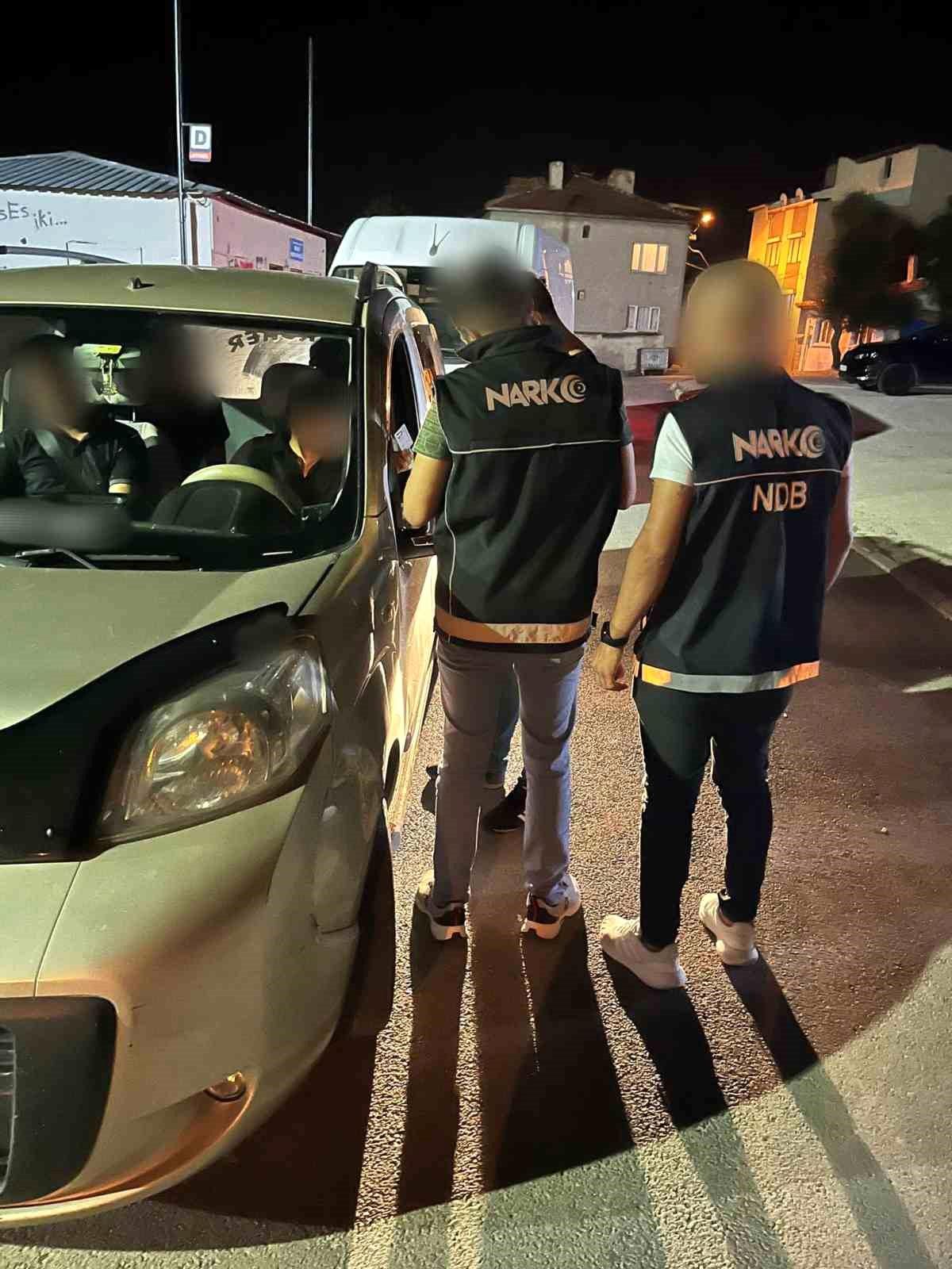 Eskişehir\'de Narkotik Uygulamasında 15 Gram Uyuşturucu Ele Geçirildi