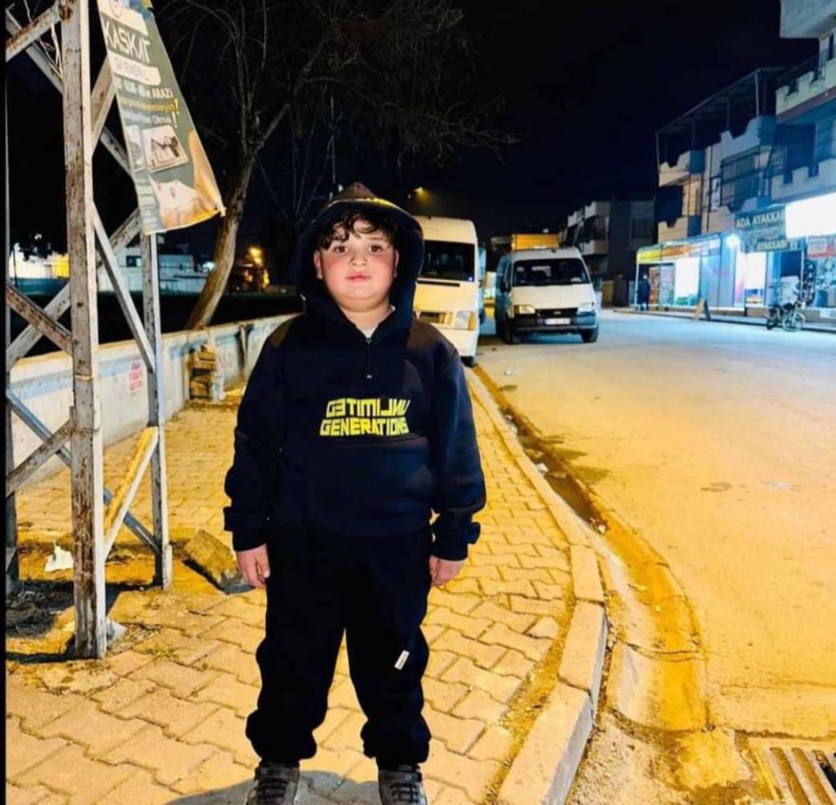 Adana\'da Silah Kazası Sonucu 7 Yaşındaki Çocuk Hayatını Kaybetti