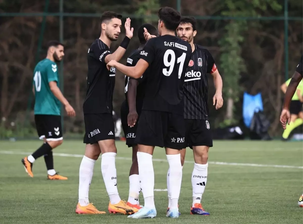 Beşiktaş, Sakaryaspor\'u 2-1 mağlup etti