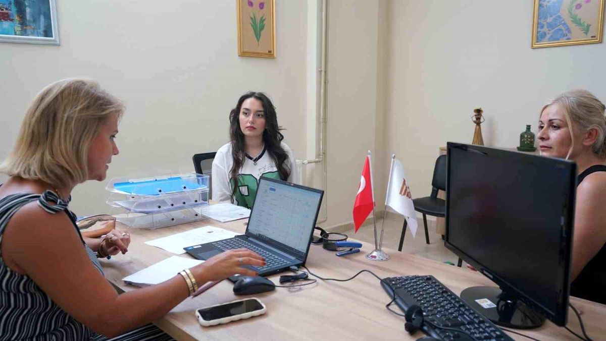 Balıkesir Büyükşehir Belediyesi YKS Tercih Desteği Büyük İlgi Görüyor