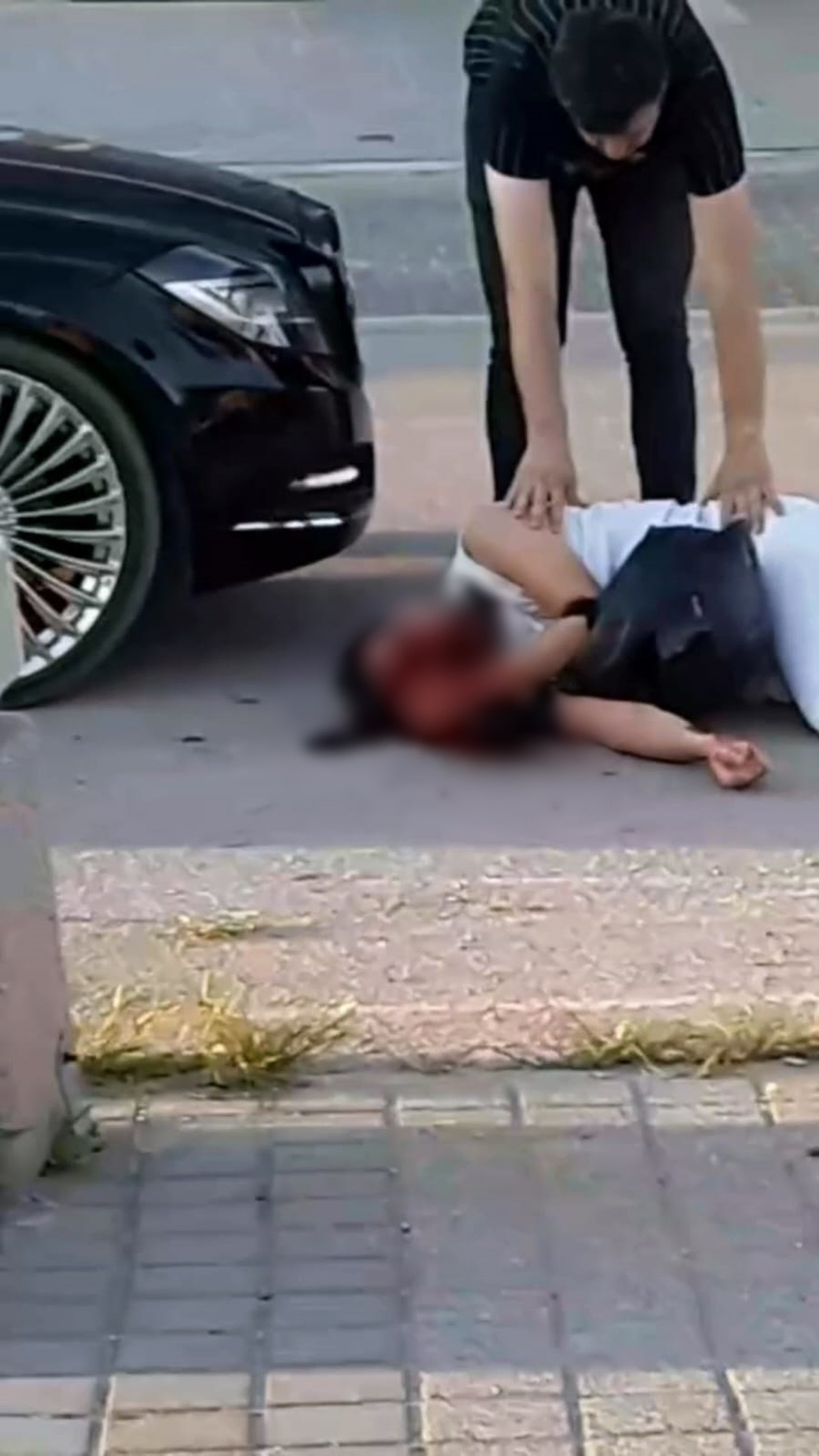 İnegöl\'de motosiklet kazası: Sürücü ağır yaralandı