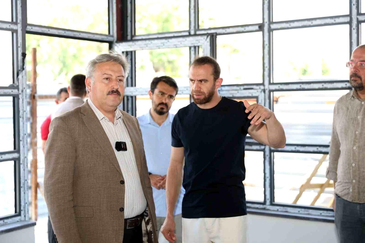 Melikgazi Belediyesi Gençlere Yeni Bir Tesisi Hayata Geçiriyor