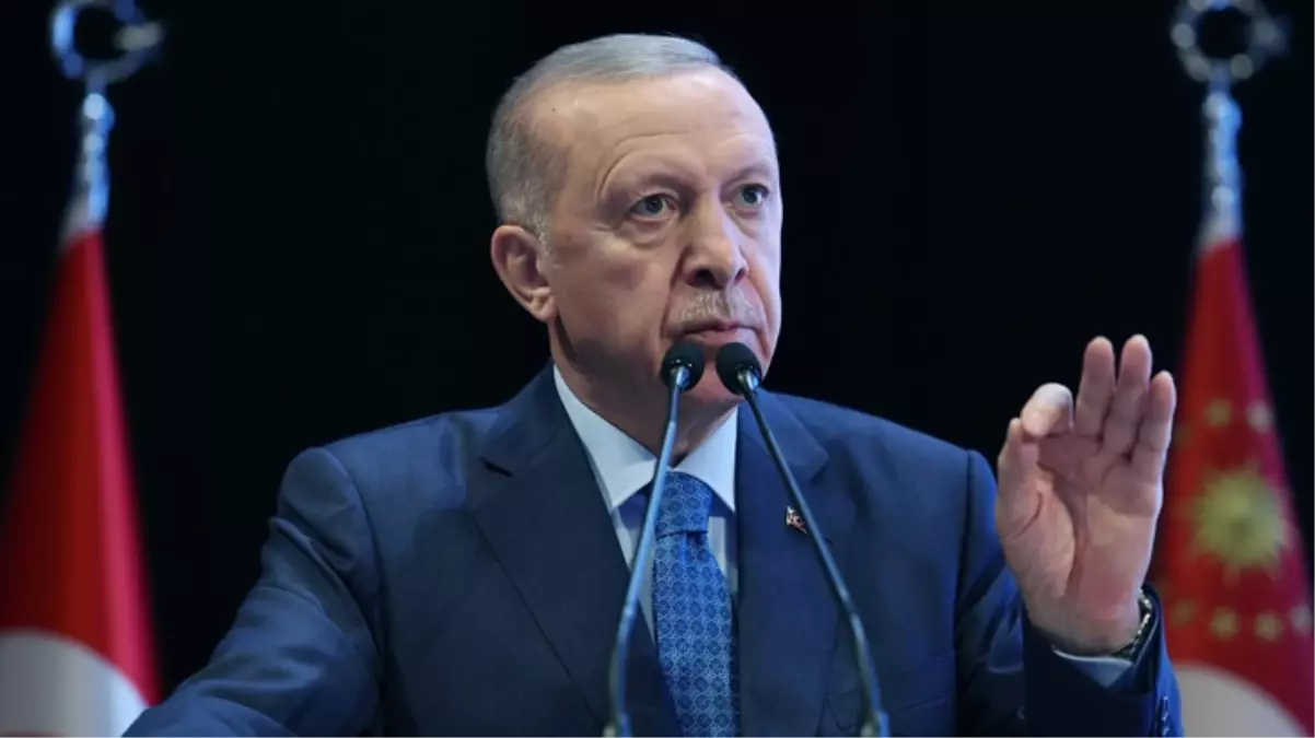 Olimpiyat açılışındaki gösteriye Cumhurbaşkanı Erdoğan\'dan tepki: Macron davet etti, görüntüleri görünce vazgeçtim