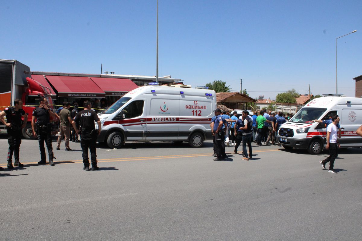 Malatya\'da Tartışma Sonucu Polis Memuru 3 Kişiyi Öldürdü