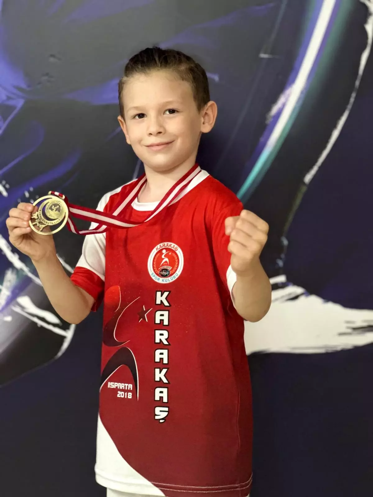 Beyin Tümörü Teşhisi Konulan Karate Sporcusu Enes Gündaşlı Hayatını Kaybetti