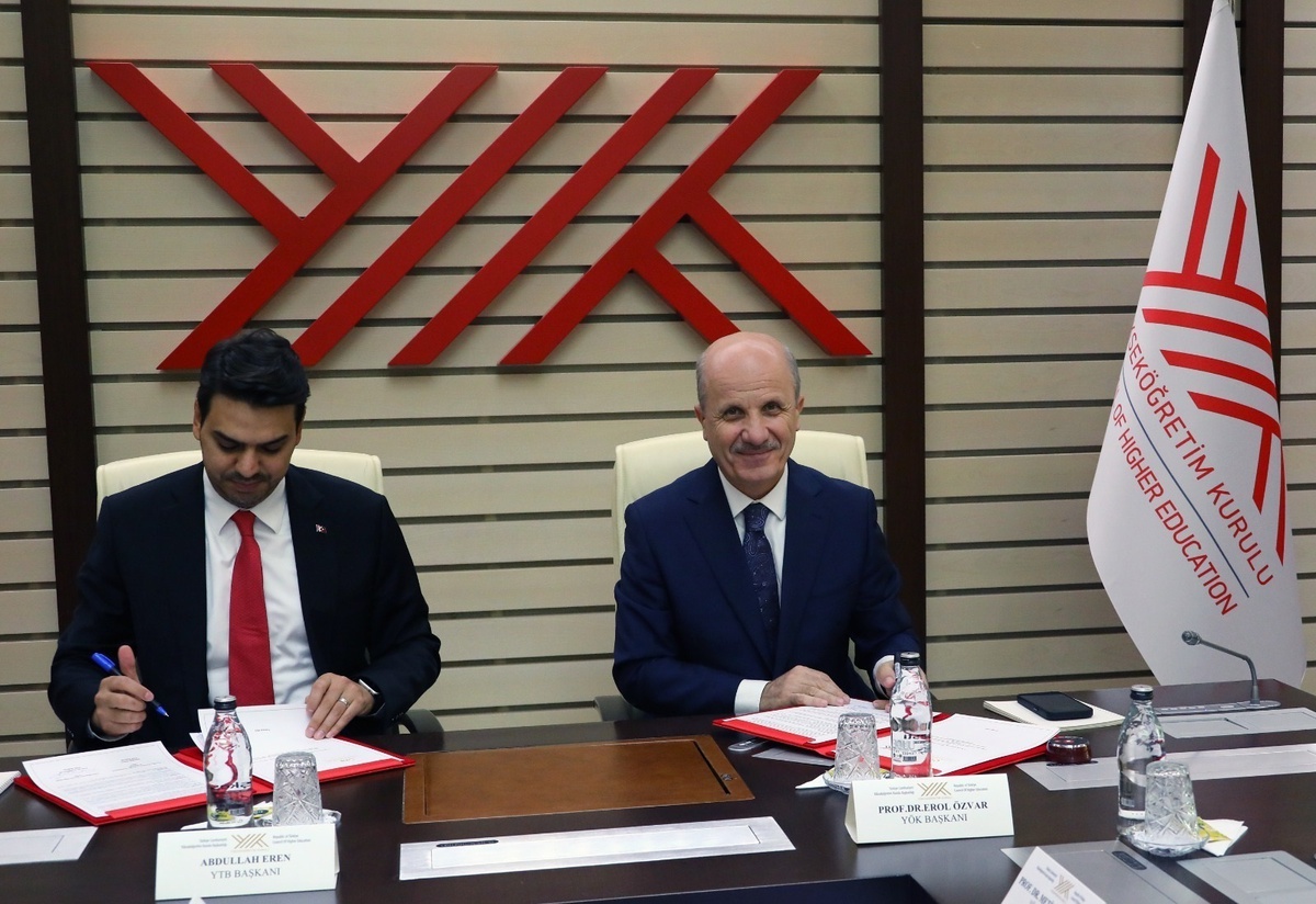 YÖK ve YTB Arasında Burs Programı İş Birliği Protokolü İmzalandı