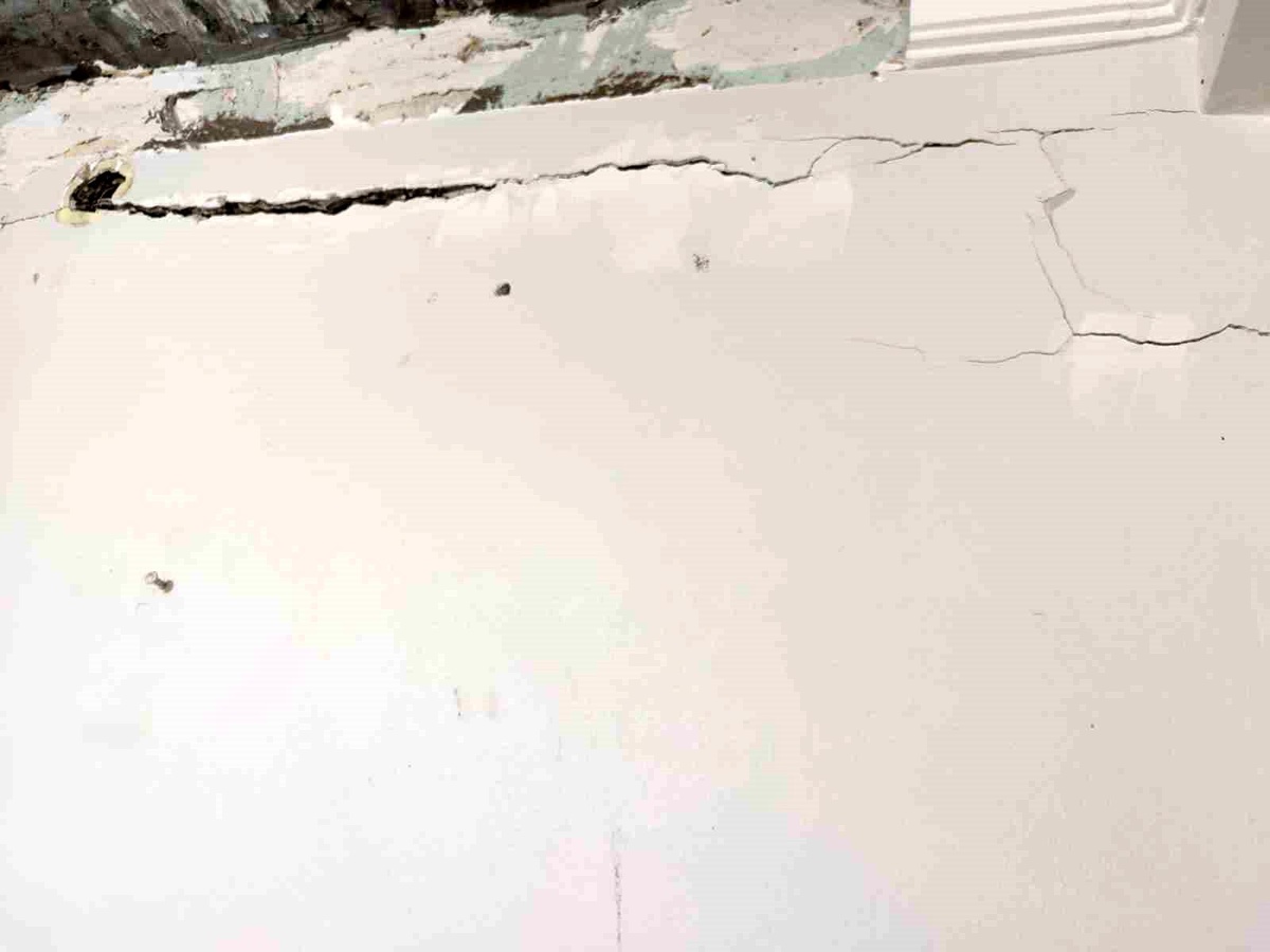 Güngören\'de İnşaat Çalışması Nedeniyle Bina Tahliye Edildi