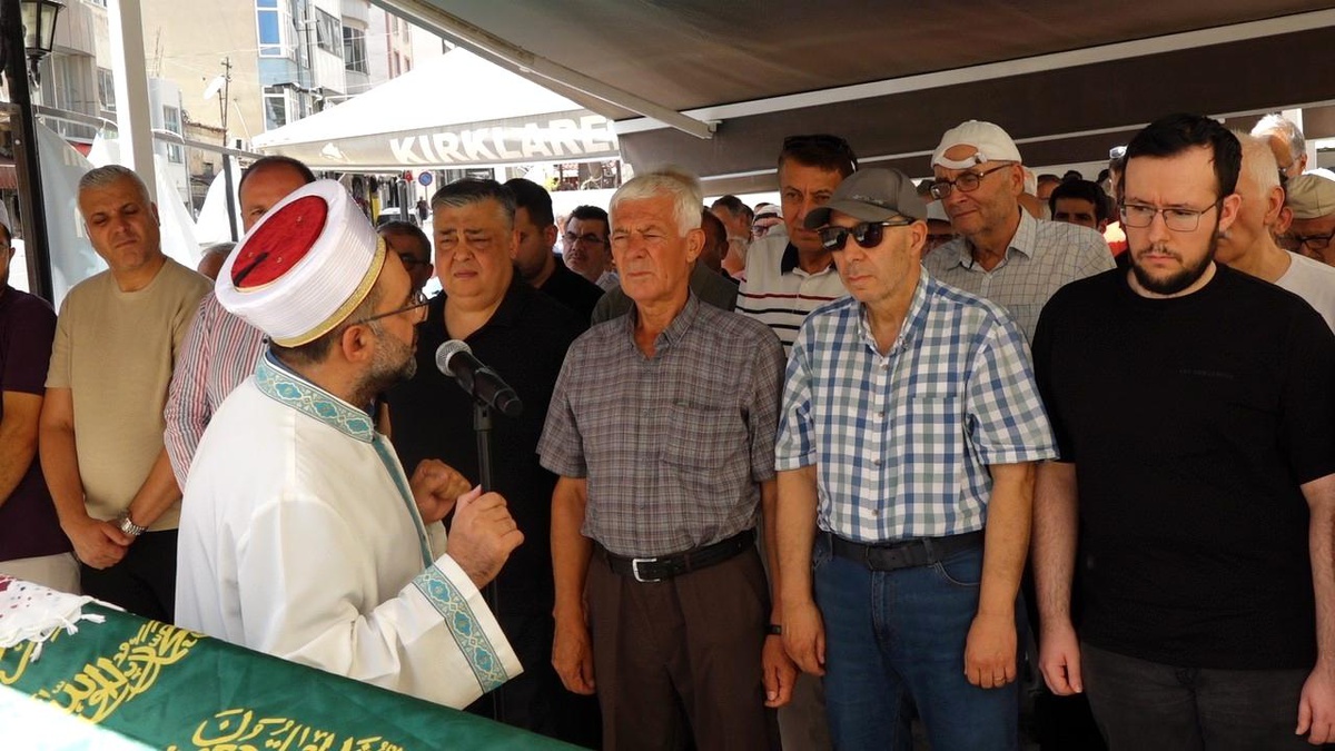 Kırklareli\'nde İsrail terör suikastı sonucu şehit edilen Hamas Lideri İsmail Haniye için gıyabi cenaze namazı kılındı