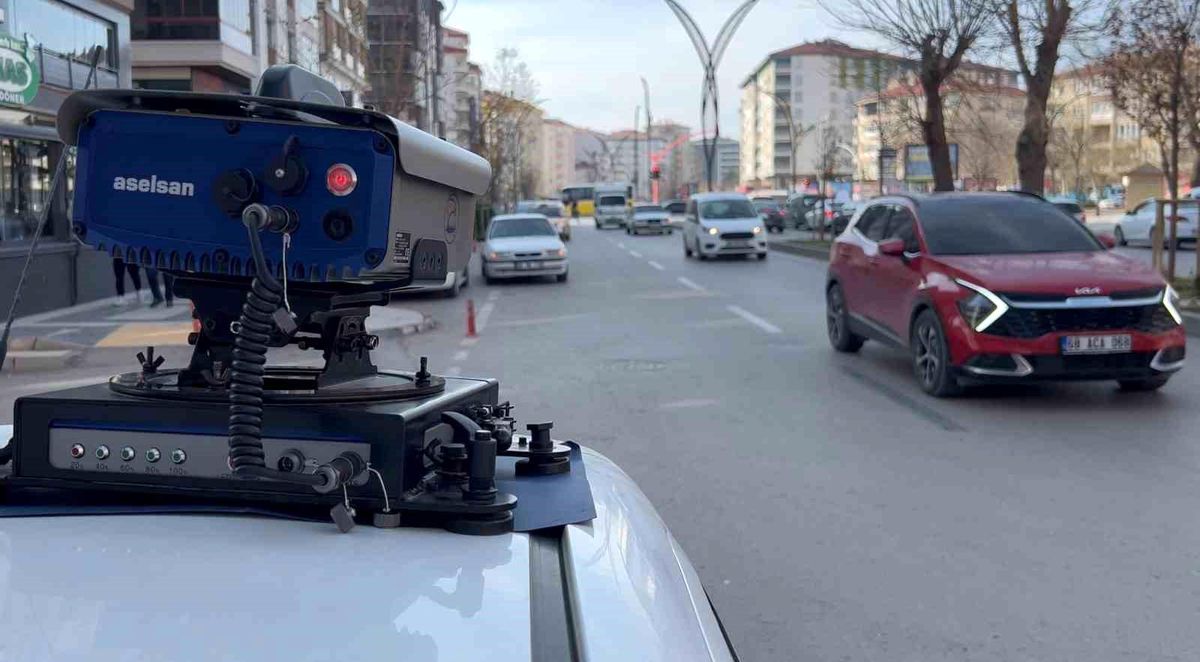 Aksaray\'da Sabit ve Mobil Plaka Tanıma Sistemi ile Araç Denetimi