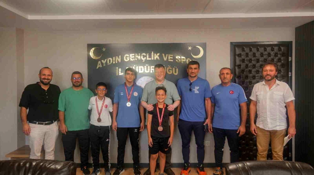 Aydınlı Genç Güreşçiler Türkiye Şampiyonasında Başarı Kazandı
