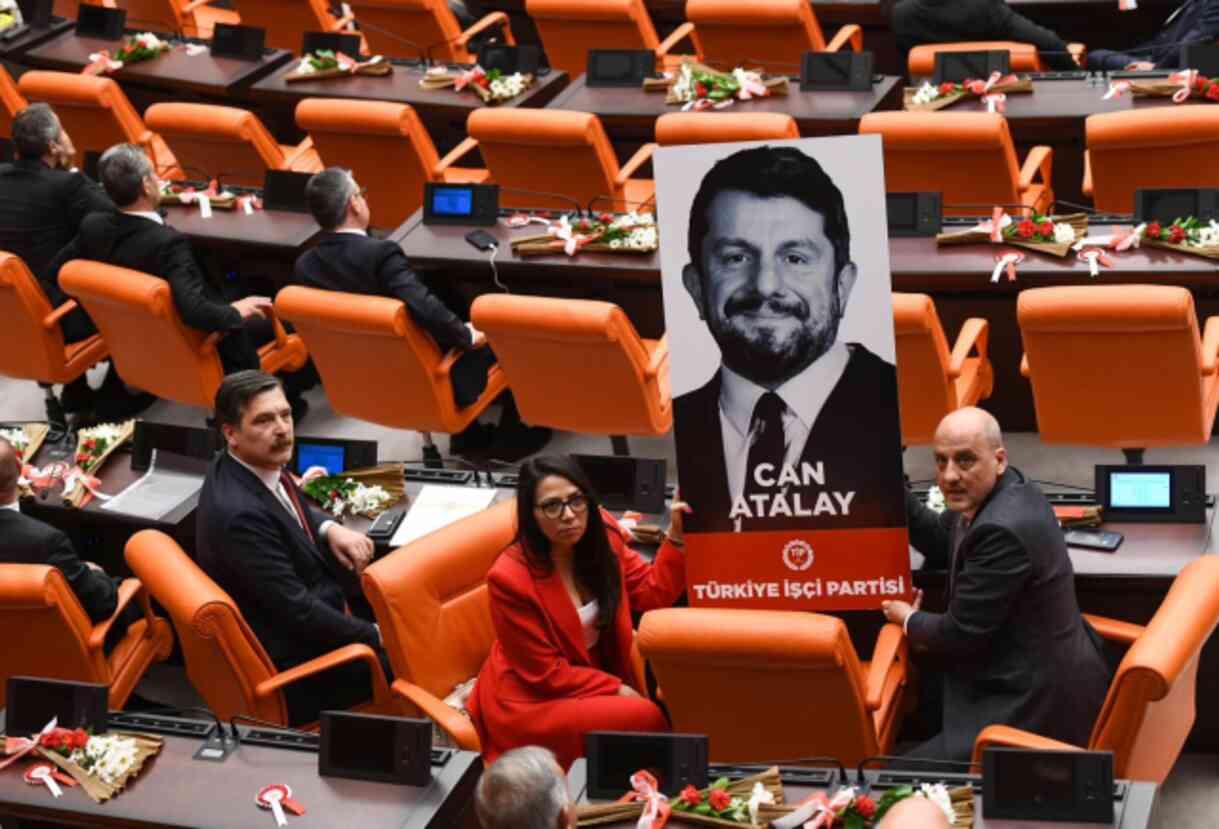 AYM'den Can Atalay kararı: Milletvekilliğinin düşürülmesi yok hükmünde AYM'den Can Atalay kararı: Milletvekilliğinin düşürülmesi yok hükmünde