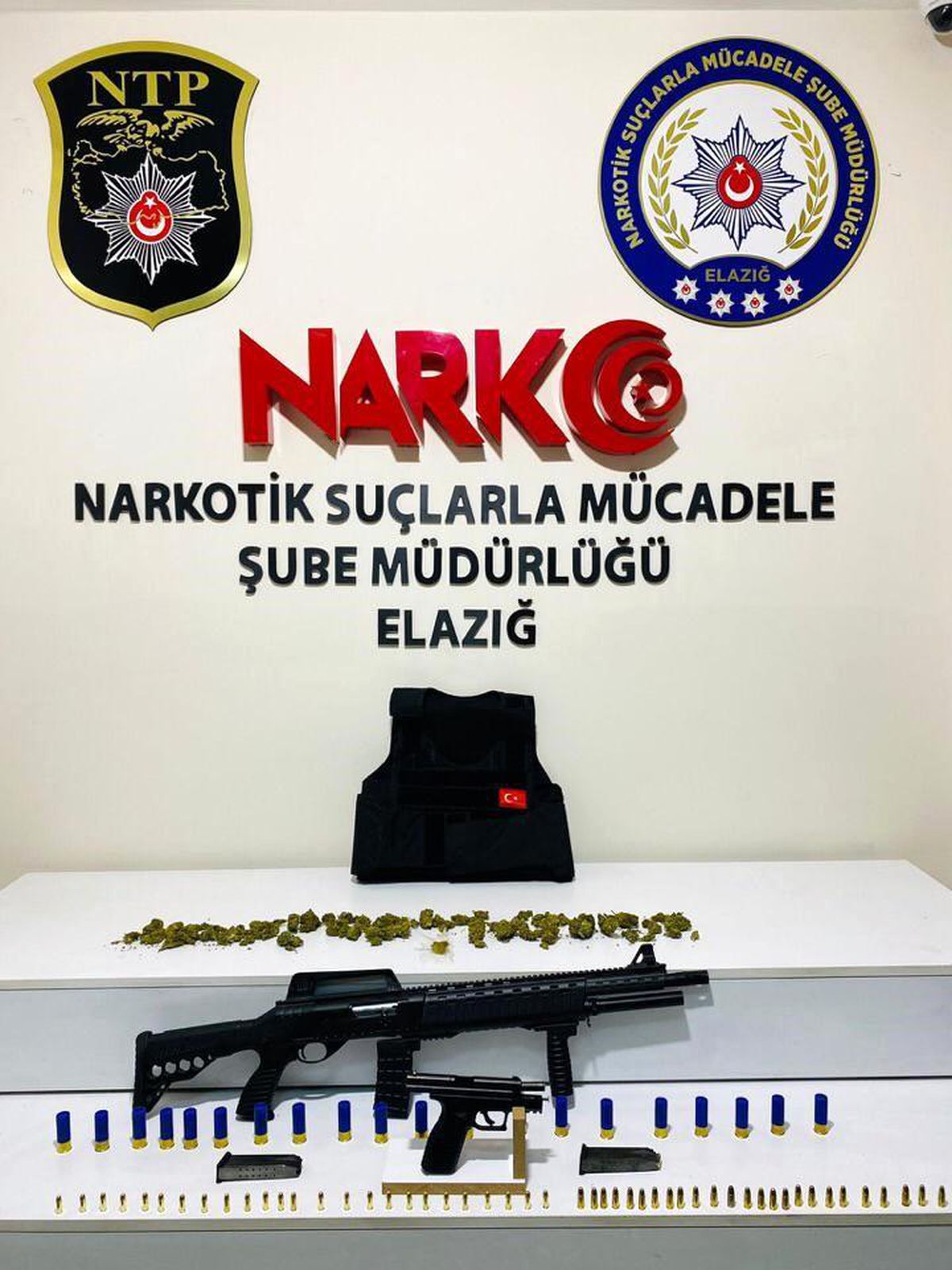 Elazığ\'da Uyuşturucu Operasyonu: 7 Şüpheli Yakalandı