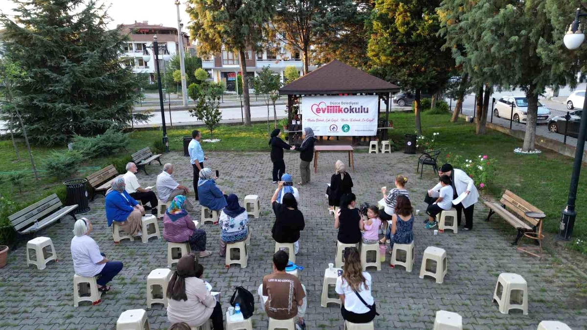 Düzce Belediyesi Evlilik Okulu Eğitimlerini Tamamladı