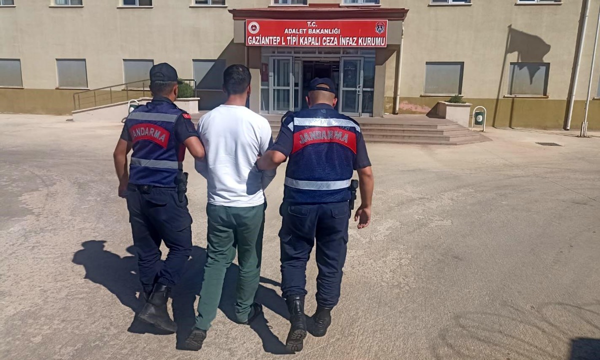 Gaziantep\'te uyuşturucu taciri 12 yıl hapis cezasıyla yakalandı