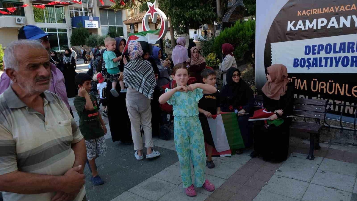 Orhangazi\'de İsmail Haniye için gıyabi cenaze namazı kılındı