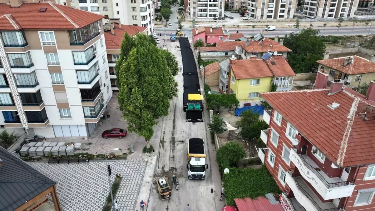 Karatay Belediyesi Asfalt ve Altyapı Çalışmalarına Devam Ediyor