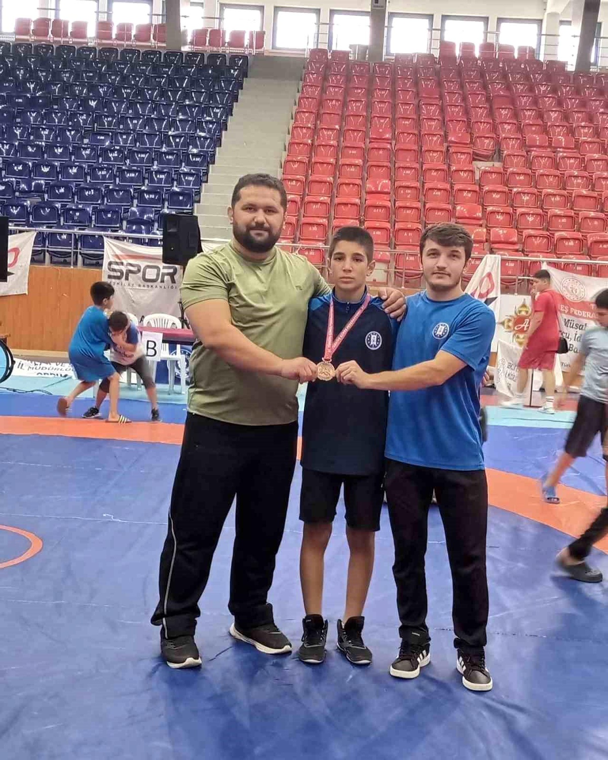 Kütahya Belediye Spor Kulübü Genç Güreşçisi Bronz Madalya Kazandı