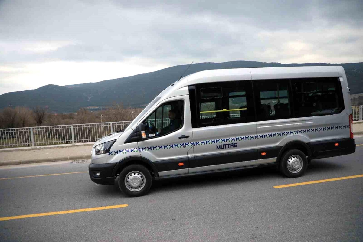 Muğla Büyükşehir Belediyesi 91 Mahalleye 37 Yeni Otobüs Hattı Hizmete Soktu