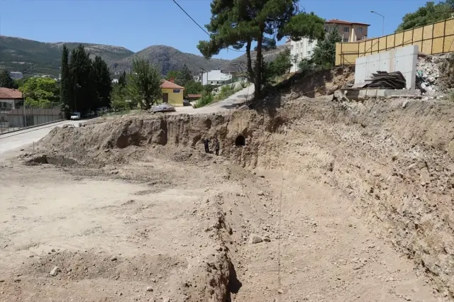 Amasya'da Roma dönemine ait 3 mezar bulundu