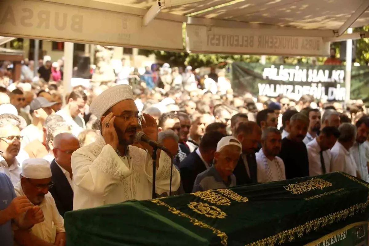 Bursa Ulu Cami\'de İsmail Haniye için gıyabi cenaze namazı kılındı